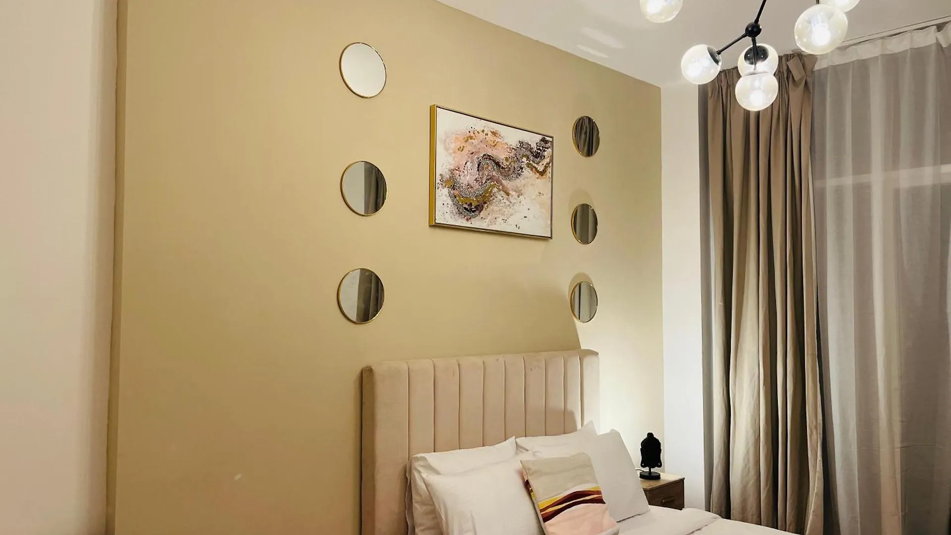 Aesthetically Designed Lavish Apt, Near Marina Dubai 0*,